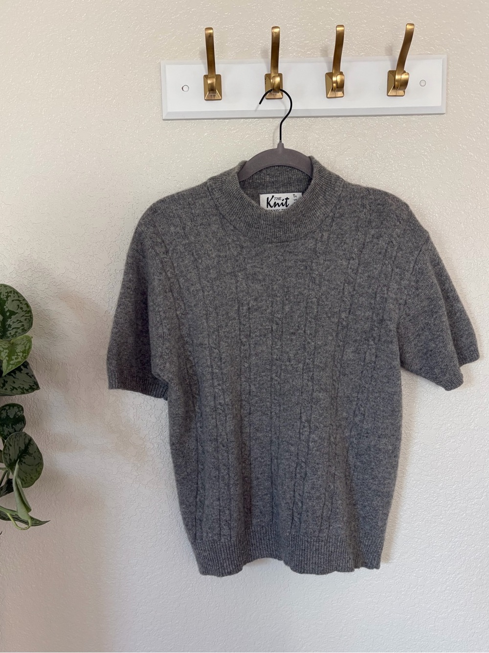 Vintage Grey Cable Knit Mock Neck Short Sleeve Sweater